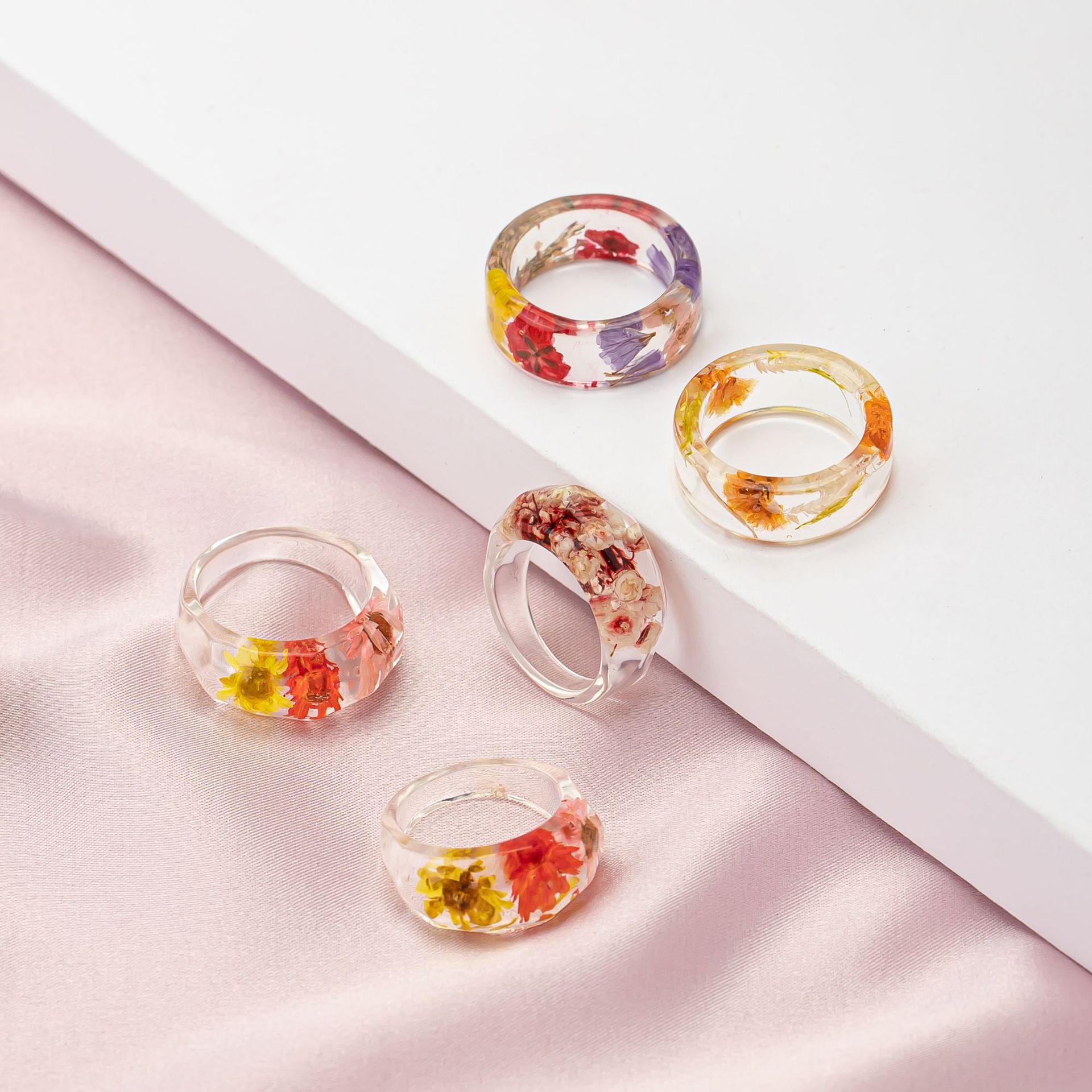 Resin Art Ring - Изысканное минималистичное кольцо из смолы с